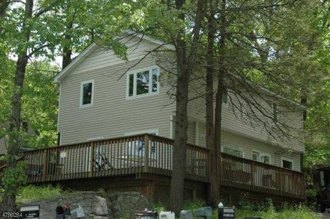 57 Doty Rd, Haskell, NJ 07420 photo 1