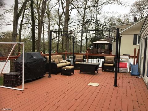 60 Beechwood Dr, Wayne, NJ 07470 photo 14