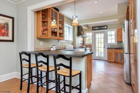 85 Beekman Rd, Summit, NJ 07901 photo 5