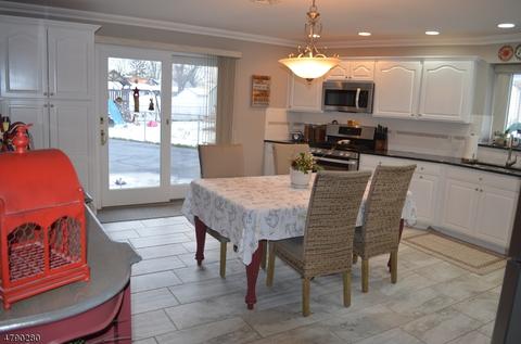 55 Fairmount Ave, Bridgewater, NJ 08807 photo 4