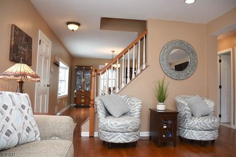 12 E Academy Dr, Hanover, NJ 07981 photo 4
