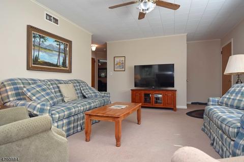 20 Wendt Ln, Wayne, NJ 07470 photo 7