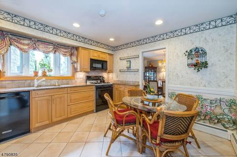 178 Fredrick St, Paramus, NJ 07652 photo 17
