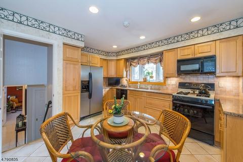 178 Fredrick St, Paramus, NJ 07652 photo 18