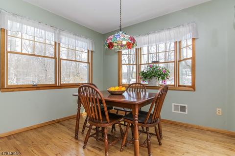 230 Sutton Dr, Berkeley Heights, NJ 07922 photo 8