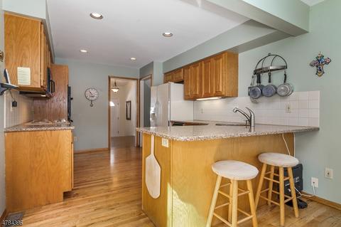 230 Sutton Dr, Berkeley Heights, NJ 07922 photo 7