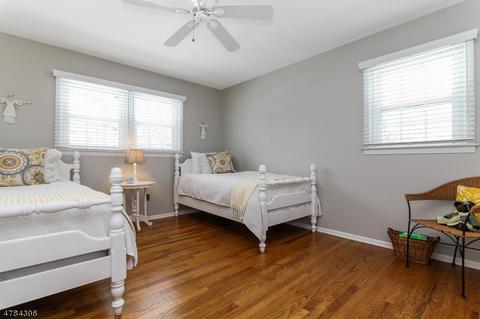 230 Sutton Dr, Berkeley Heights, NJ 07922 photo 16