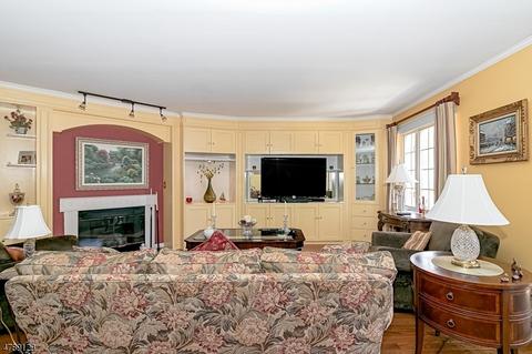 7 Daisy Rd, Berkeley Heights, NJ 07922 photo 4