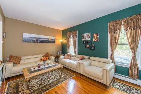 7 Alps Rd, Wayne, NJ 07470 photo 6