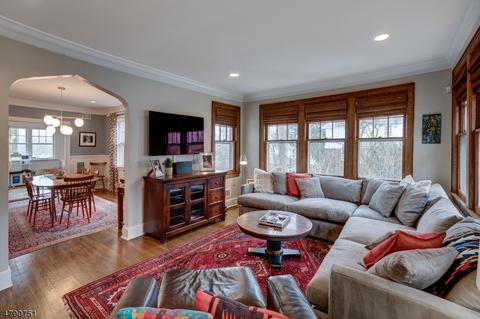 48 Myrtle Ave, Millburn, NJ 07041 photo 2