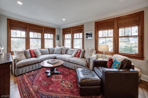 48 Myrtle Ave, Millburn, NJ 07041 photo 3