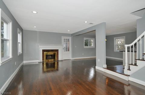 132 E 5th Ave, Roselle, NJ 07203 photo 3