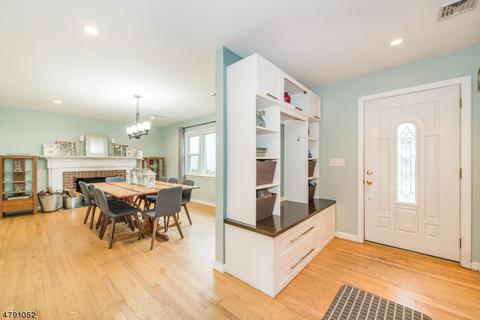 72 Cedar Pl, Wayne, NJ 07470 photo 2