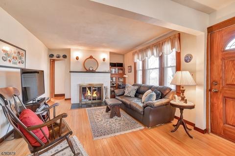 78 Suters Ln, Wayne, NJ 07470 photo 5