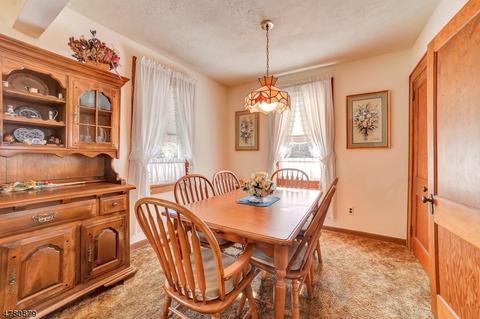 78 Suters Ln, Wayne, NJ 07470 photo 7