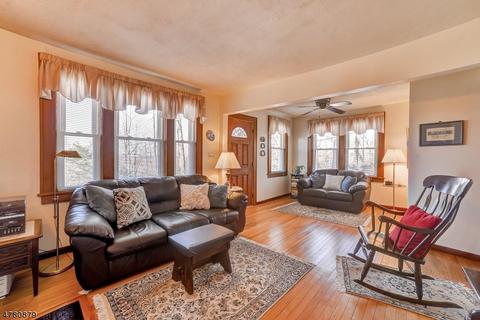 78 Suters Ln, Wayne, NJ 07470 photo 6
