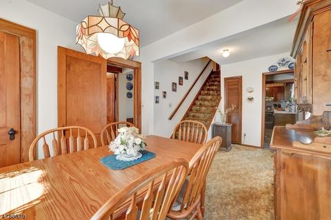 78 Suters Ln, Wayne, NJ 07470 photo 8