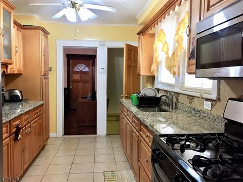 23 Berkeley Ave, Bloomfield, NJ 07003 photo 12