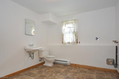 11 Lucas Ln, Wayne, NJ 07470 photo 5