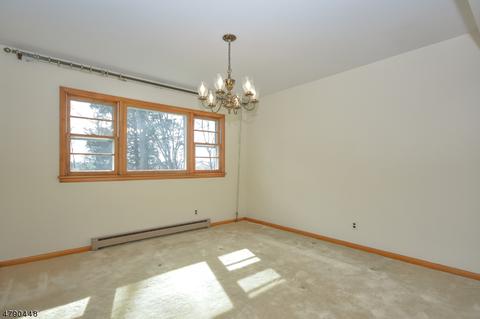 11 Lucas Ln, Wayne, NJ 07470 photo 18