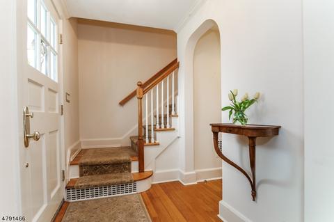 42 Pine Grove Ave, Summit, NJ 07901 photo 4