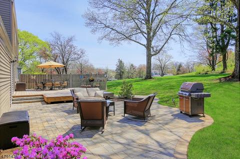 25 Deerfield Rd, Mendham, NJ 07945 photo 3
