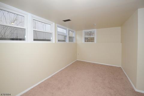 21 Sinclair Dr, Wayne, NJ 07470 photo 22
