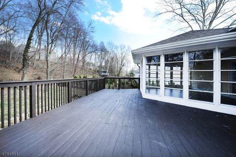 21 Sinclair Dr, Wayne, NJ 07470 photo 11