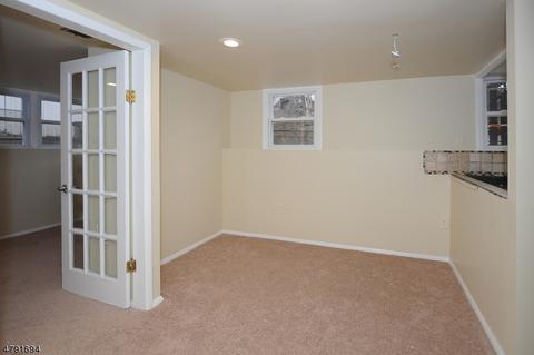 21 Sinclair Dr, Wayne, NJ 07470 photo 20