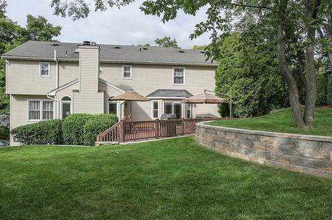 5 Karen Ct, Wayne, NJ 07470 photo 1