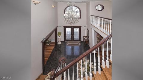 21 Grandview Dr, Wayne, NJ 07470 photo 12