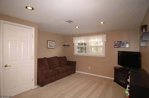 151 Elm St, Dover, NJ 07801 photo 8