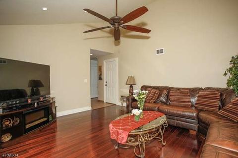 3 Cooper Dr, Wanaque, NJ 07465 photo 7