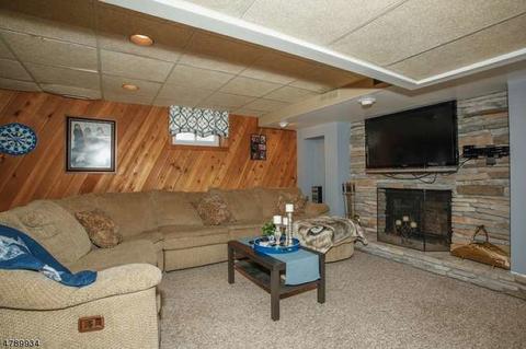 3 Cooper Dr, Wanaque, NJ 07465 photo 16