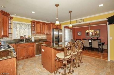 3 Cooper Dr, Wanaque, NJ 07465 photo 6