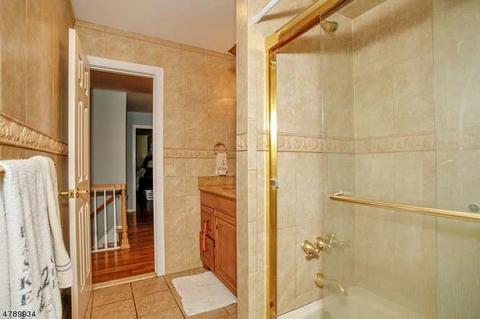 3 Cooper Dr, Wanaque, NJ 07465 photo 14