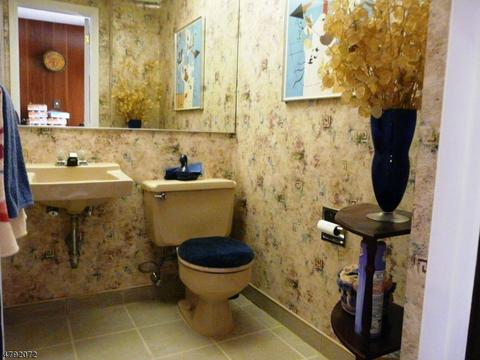 17 Kemp Dr, Springfield, NJ 07081 photo 15