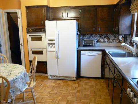17 Kemp Dr, Springfield, NJ 07081 photo 6