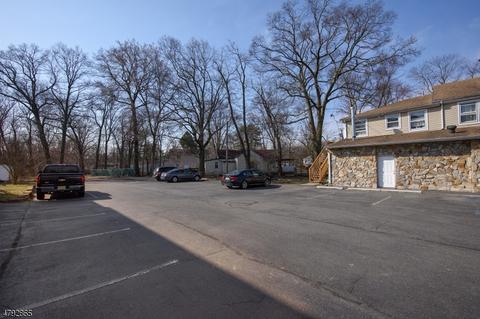 195 Mountainview Blvd, Wayne, NJ 07470 photo 3