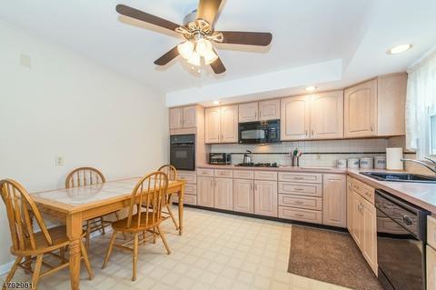 66 Brookside Ln, Berkeley Heights, NJ 07922 photo 12