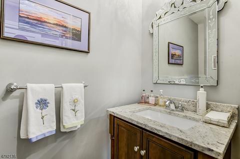 8 Pine Ave, Madison, NJ 07940 photo 23