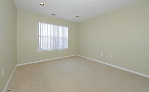 202 Warbler Dr, Wayne, NJ 07470 photo 22