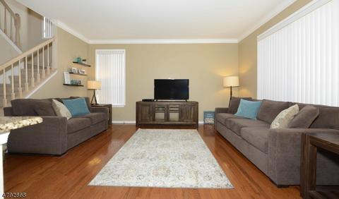 202 Warbler Dr, Wayne, NJ 07470 photo 9