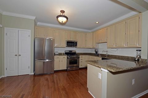 202 Warbler Dr, Wayne, NJ 07470 photo 11