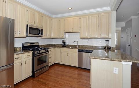 202 Warbler Dr, Wayne, NJ 07470 photo 12