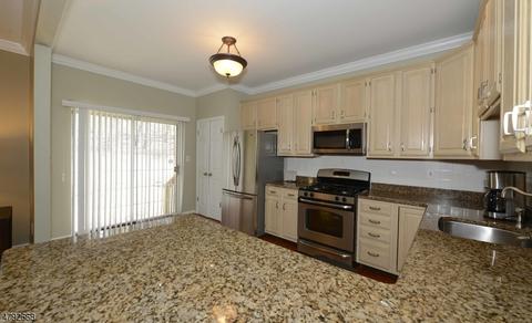 202 Warbler Dr, Wayne, NJ 07470 photo 13