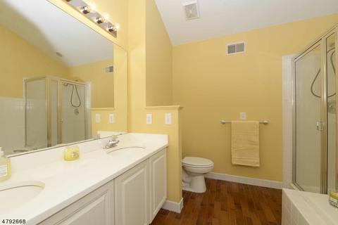 202 Warbler Dr, Wayne, NJ 07470 photo 18