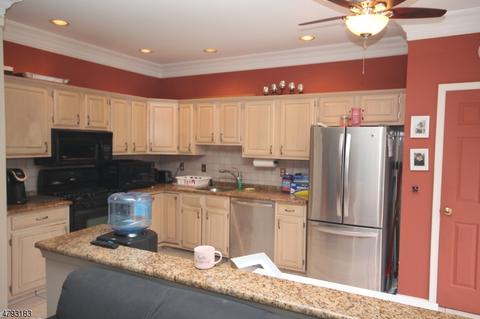 119 Bobolink Ct, Wayne, NJ 07470 photo 7