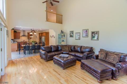 4 Claire Ct, Wayne, NJ 07470 photo 6