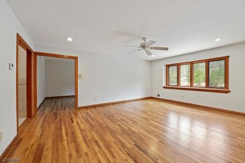 147 Black Brook Rd, Hampton, NJ 08827 photo 17